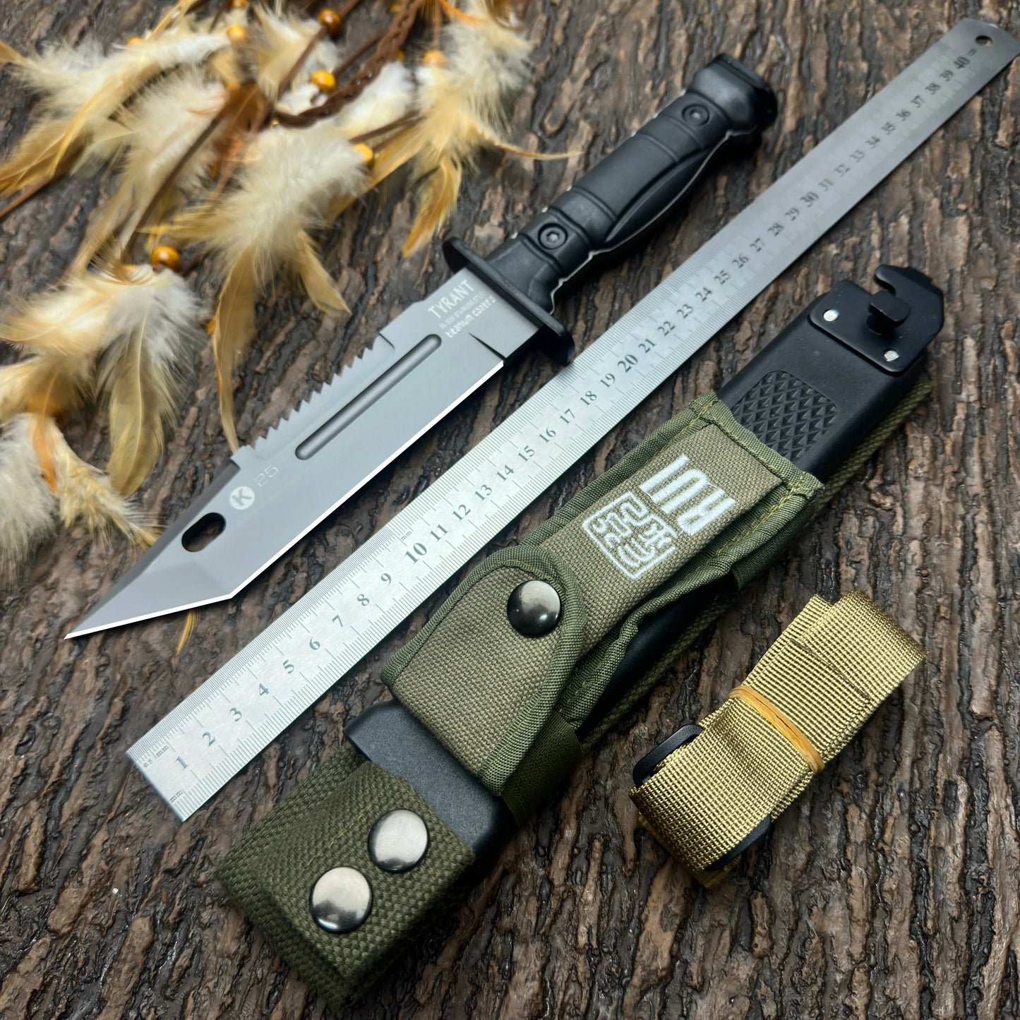 High-Quality Outdoor Fixed-Blade Knives, Straight Blades for Outdoor Camping, Suitable for Hiking, Mountaineering Expeditions, Wilderness Survival, and Camping Activities; Outdoor Utility Knives and Ideal Gifts for Men, Comes