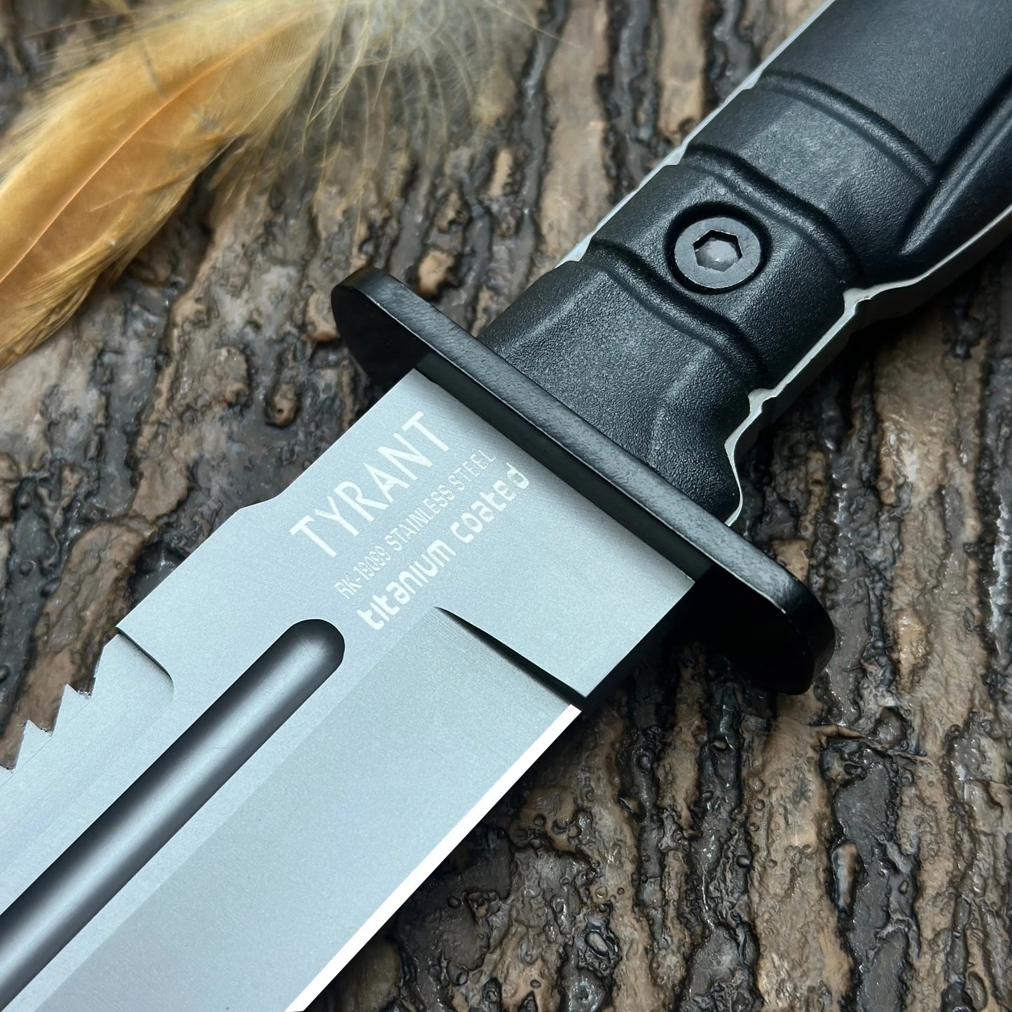 High-Quality Outdoor Fixed-Blade Knives, Straight Blades for Outdoor Camping, Suitable for Hiking, Mountaineering Expeditions, Wilderness Survival, and Camping Activities; Outdoor Utility Knives and Ideal Gifts for Men, Comes