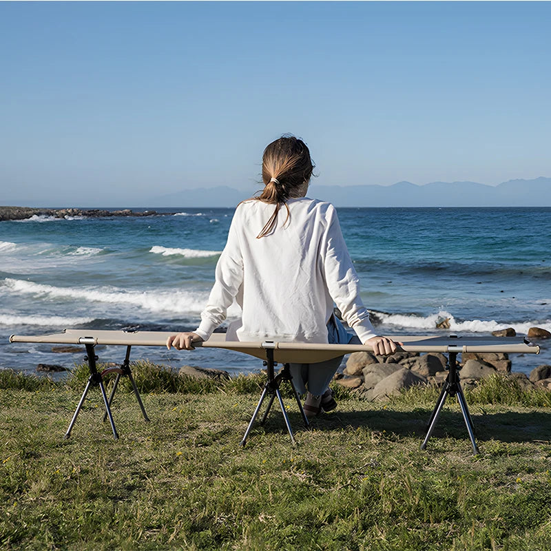 Marching Bed, Portable Folding Bed, Ultra-Light Aluminum Alloy Sleeping Bed, Outdoor Camping, and Travel